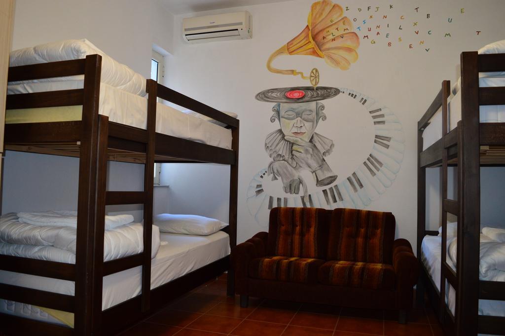 Arka Hostel Shkoder Exterior photo