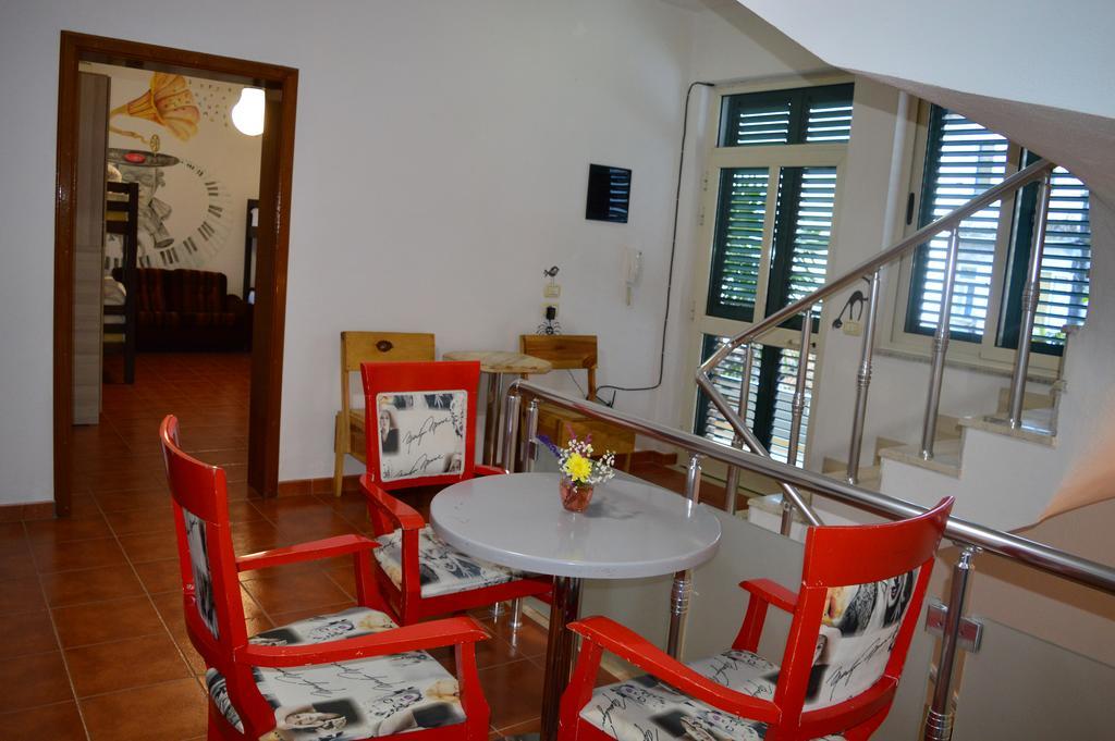 Arka Hostel Shkoder Exterior photo